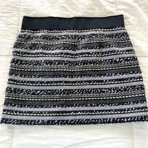 Size 0 Milly Mini-Skirt with Tweed Fabric - great for dressing up or down!